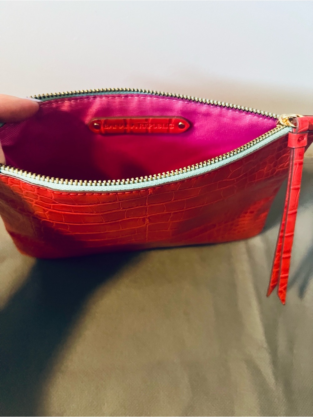 Banana Republic Red Croc-Embossed Clutch - Picture 4 of 11